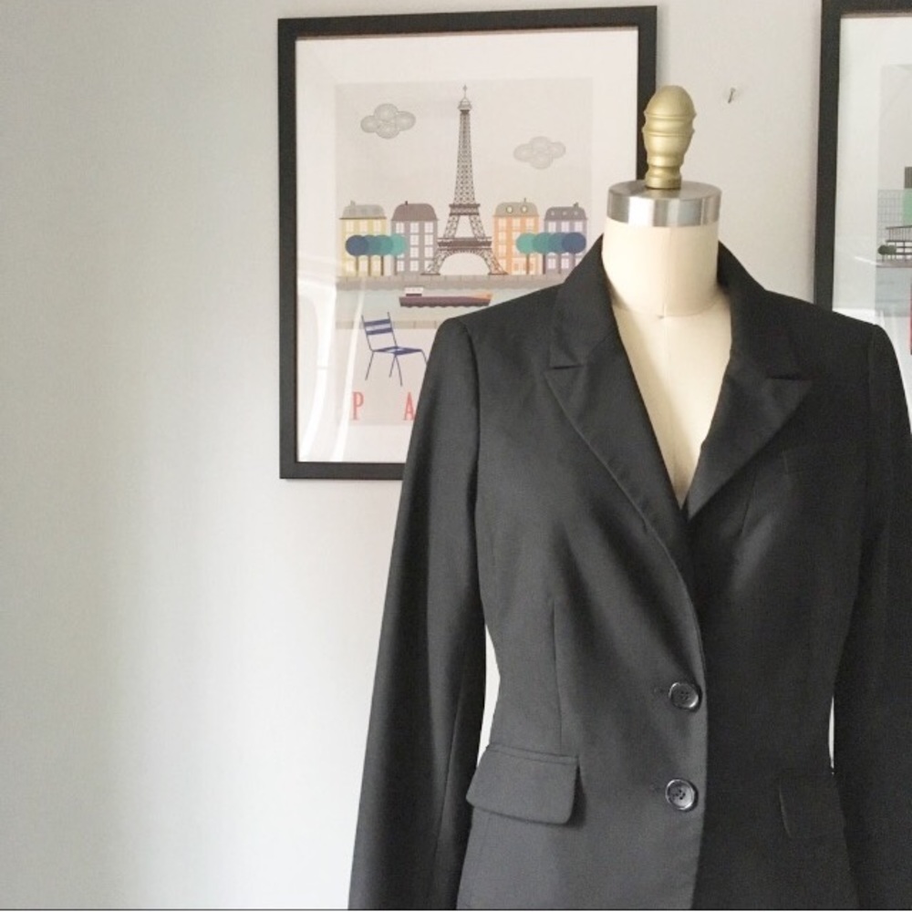 The Limited • Classic Two Button Blazer